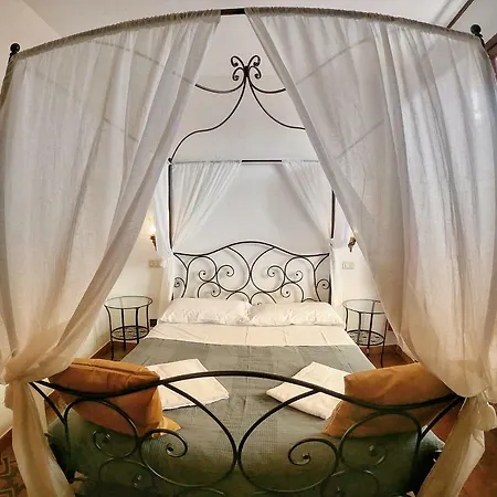 Holiday Rooms Guest house *